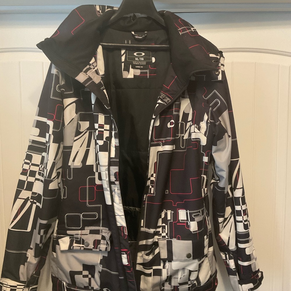Oakley Black and White Graphic Jacket
